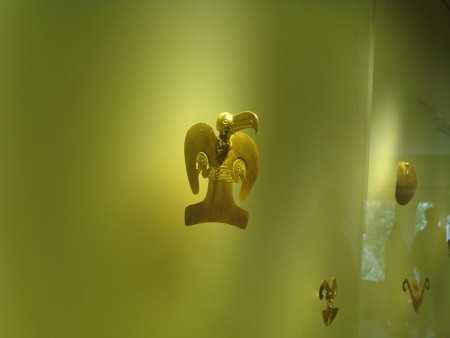 tucán de oro (gold toucan)